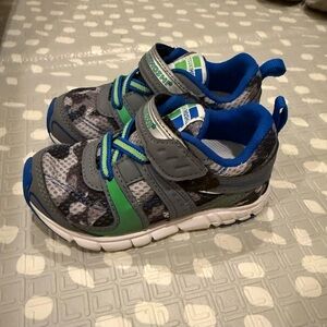 Tsukihoshi toddler tennis shoes